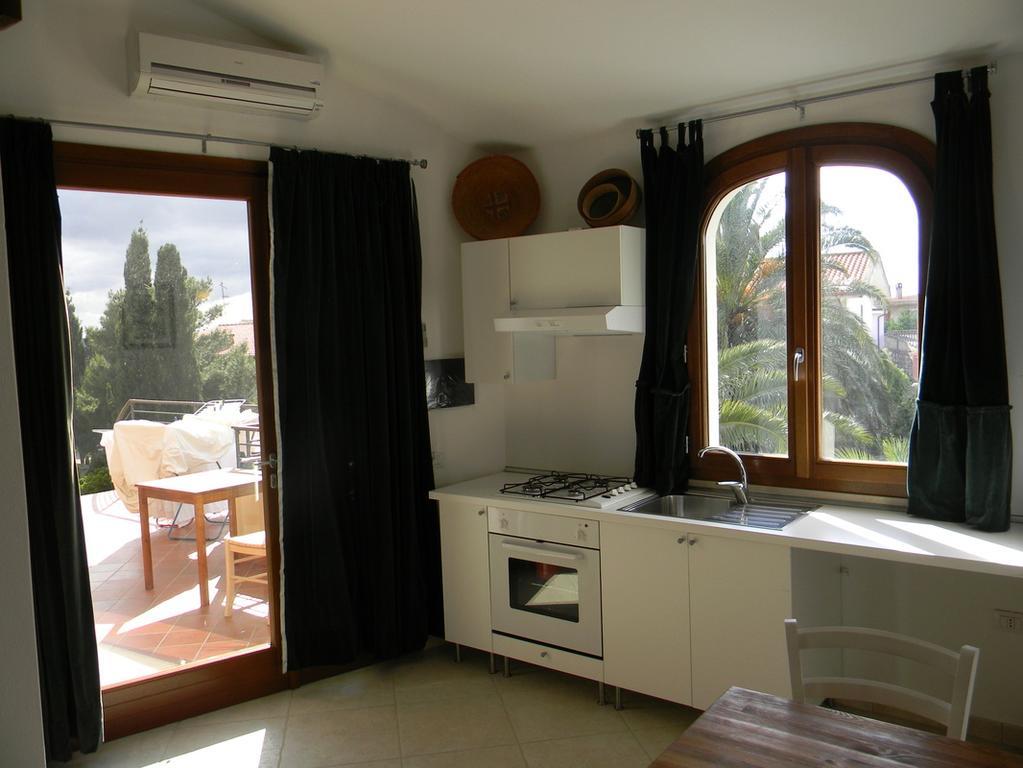 Ferienwohnung Casa Di Livia SantʼAnna Arresi Exterior foto